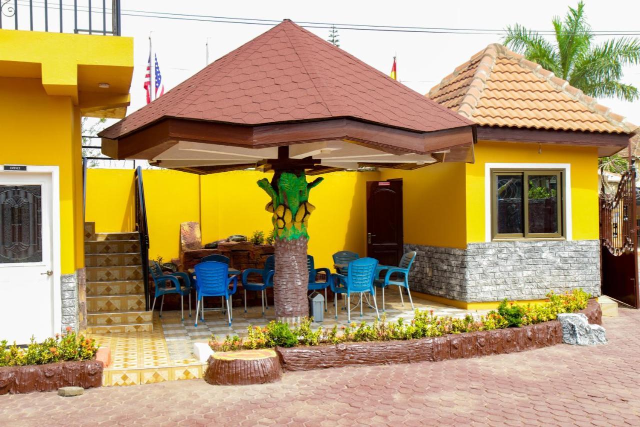 Hilton View Hotel Ogbodjo Exteriör bild